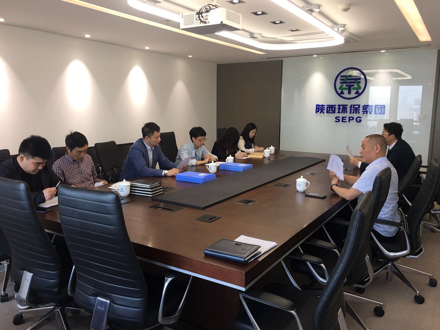 驻省国资委纪检组查抄陕西hahabet集团党风廉政建设工作