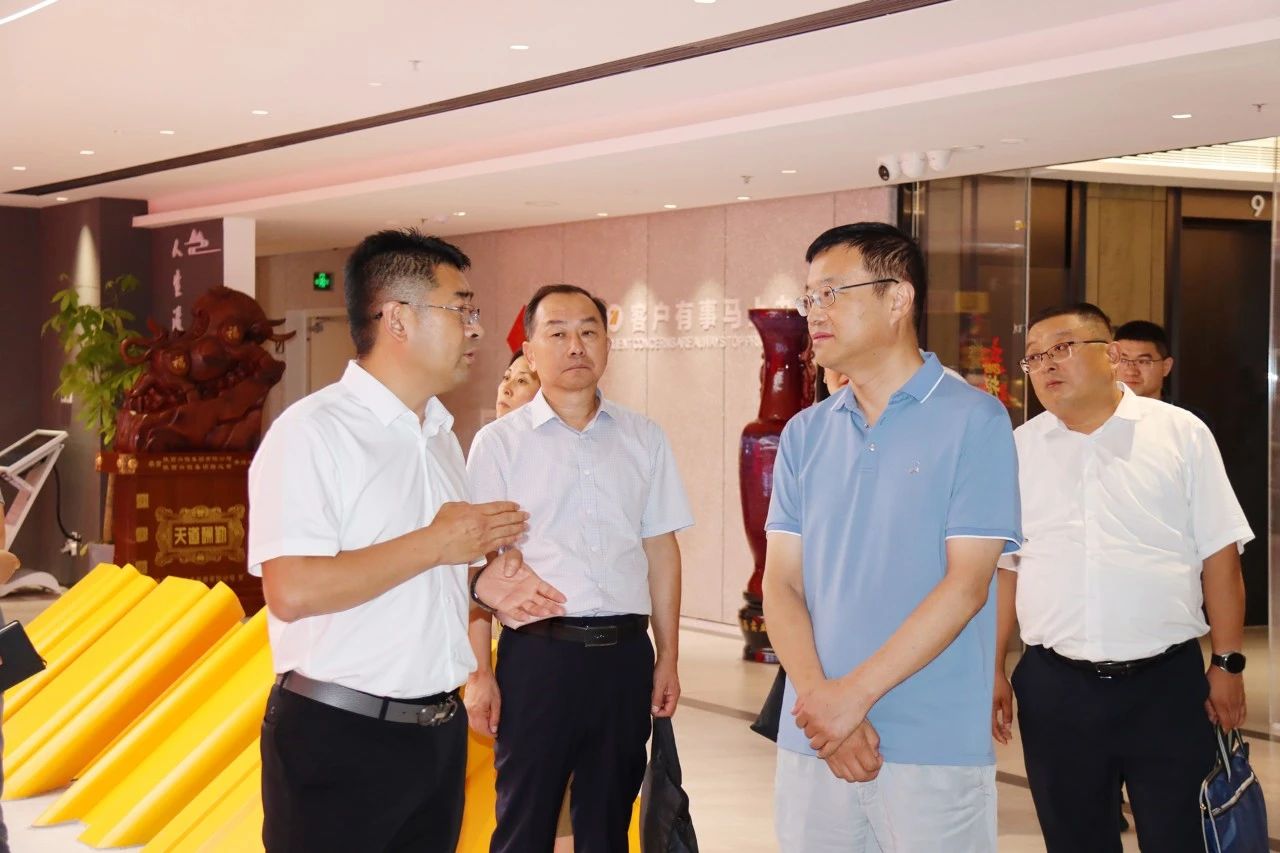 陕西hahabet集团与陆运助公司座谈互换